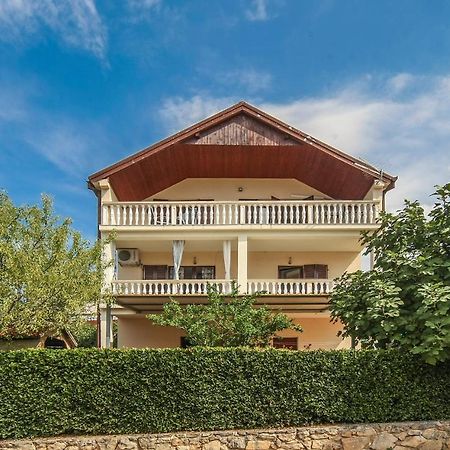 Apartments Mond Gornji Karin Luaran gambar