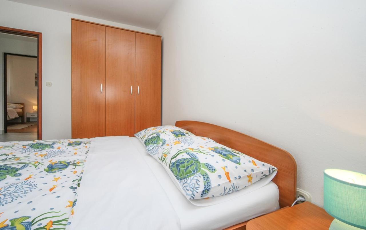 Apartments Mond Gornji Karin Luaran gambar