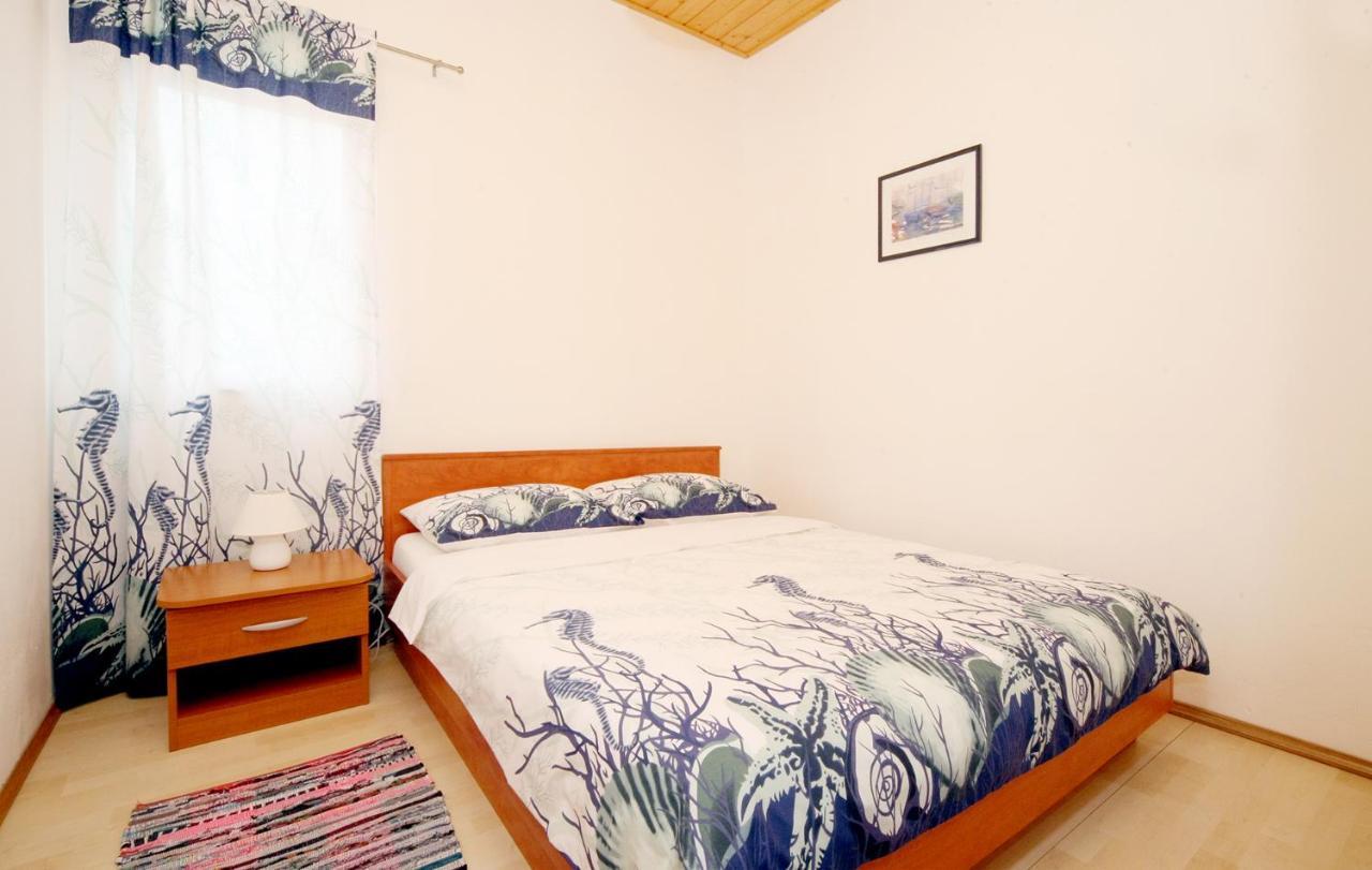 Apartments Mond Gornji Karin Luaran gambar
