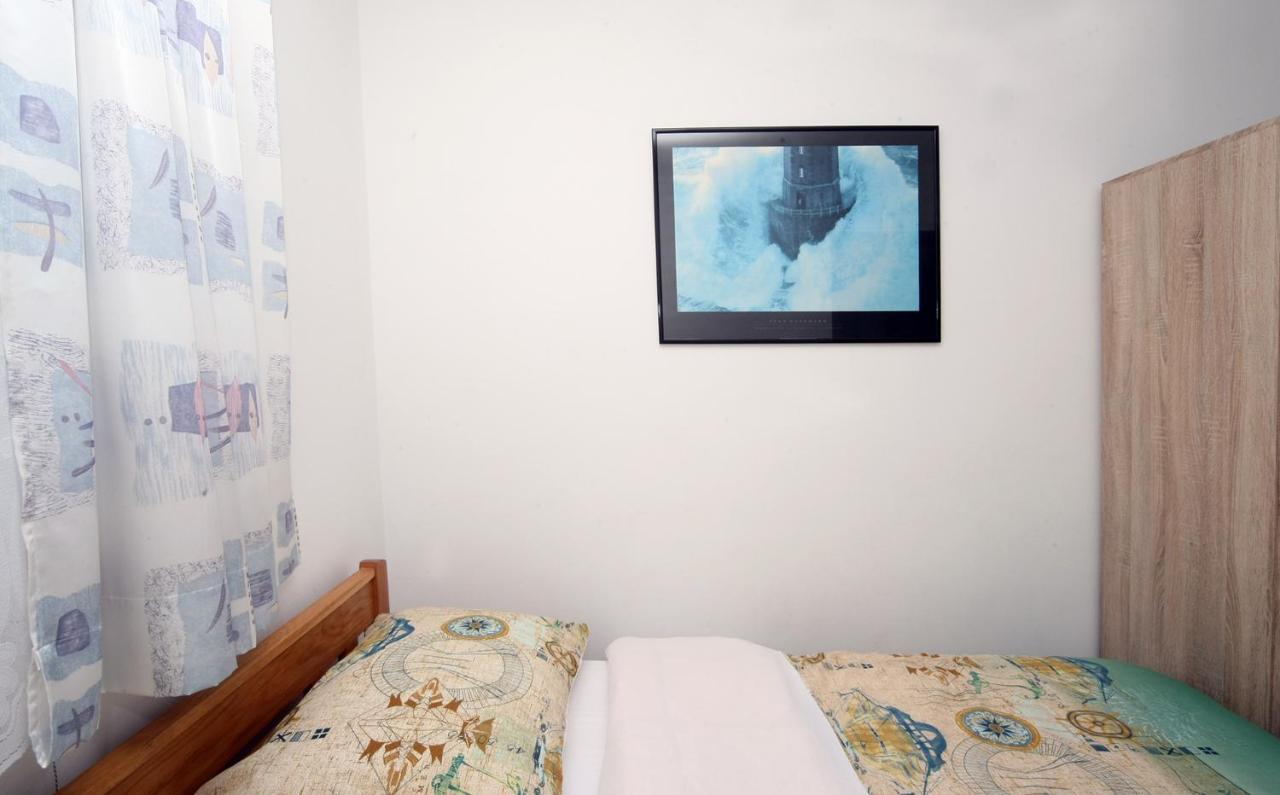 Apartments Mond Gornji Karin Luaran gambar
