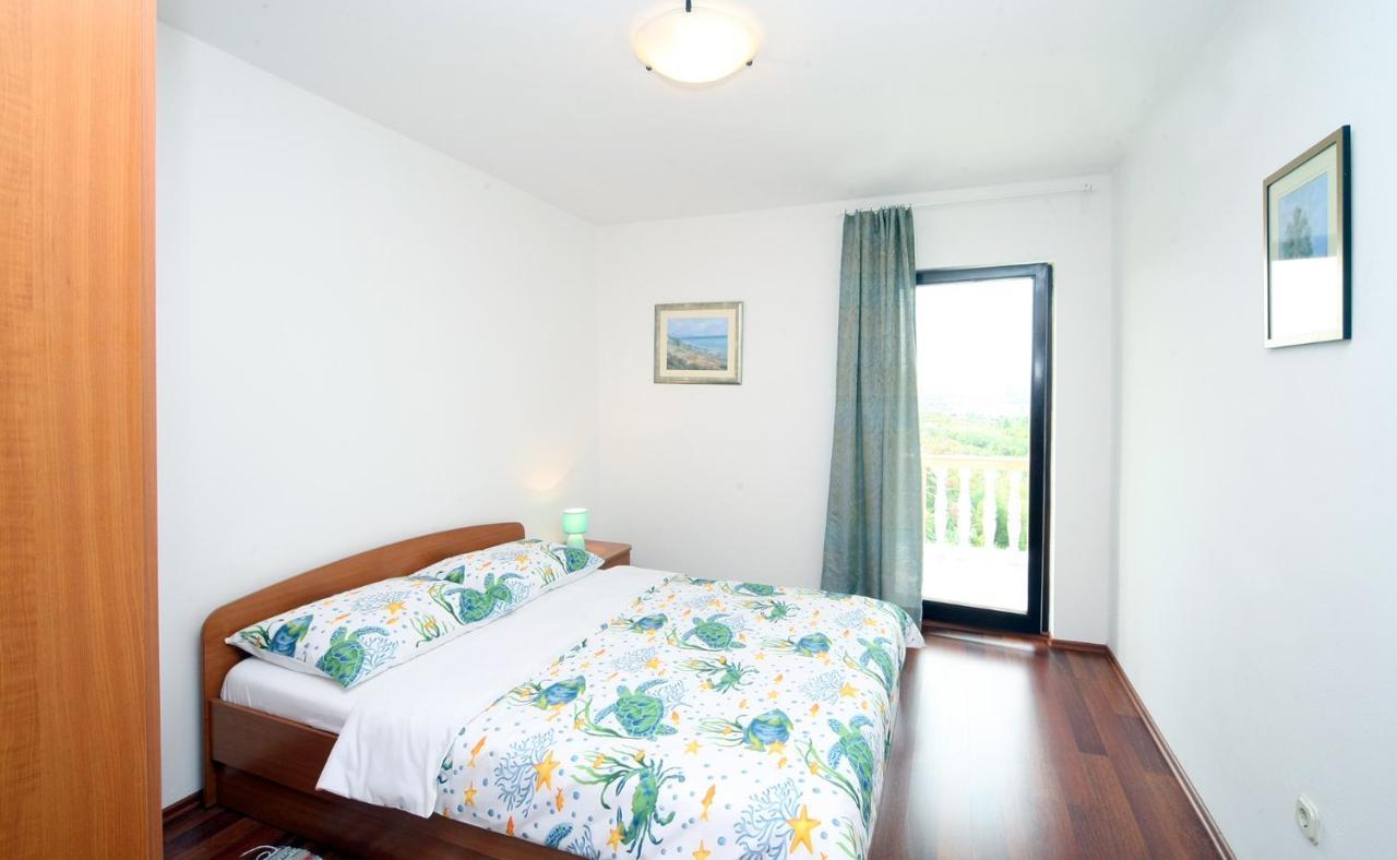 Apartments Mond Gornji Karin Luaran gambar